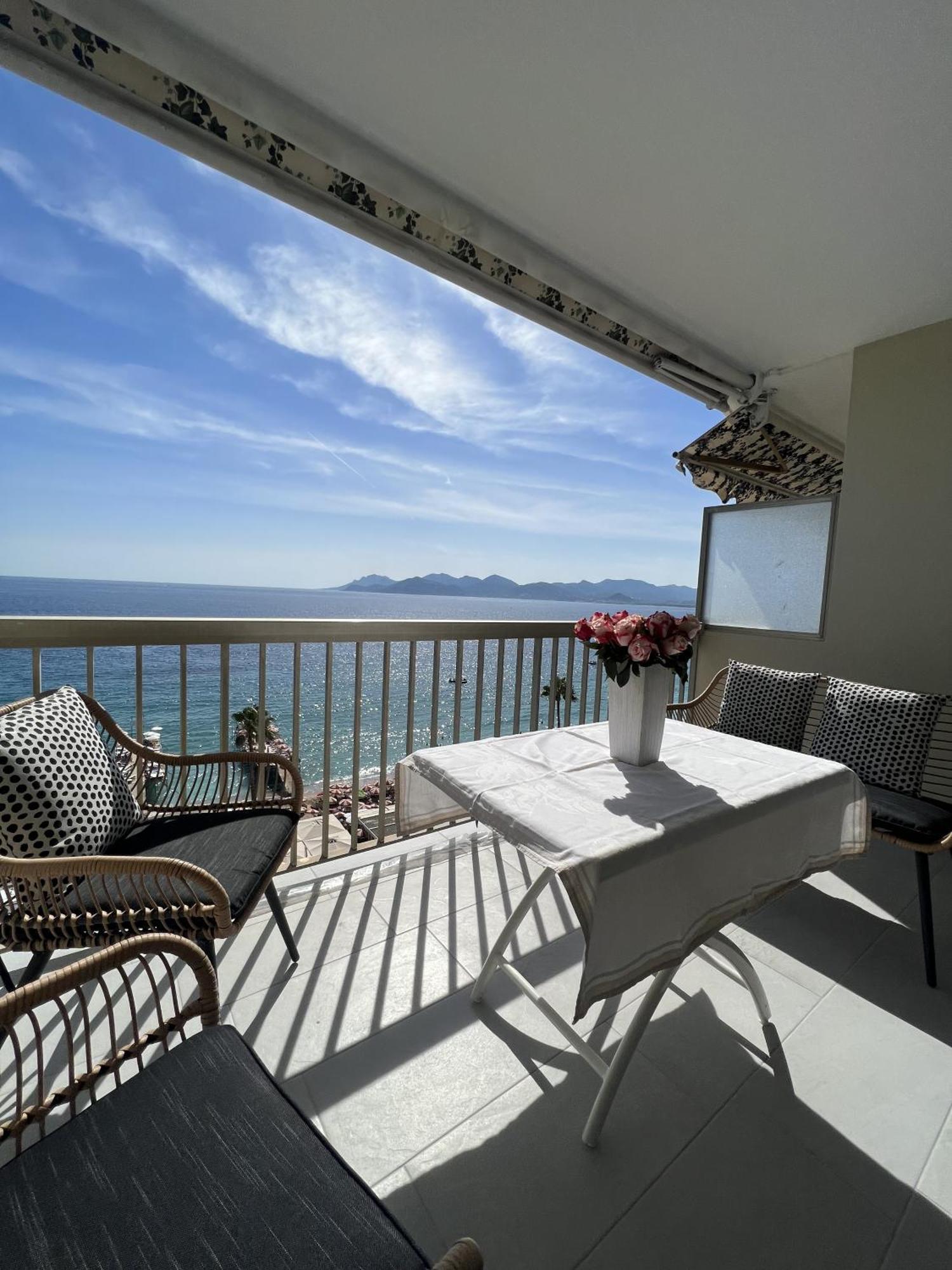 Sea View Bellamare Next Palais Festival คานส์ ภายนอก รูปภาพ